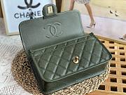 Chanel 22k Calfskin & Gold-Tone Metal Green Bag - 3