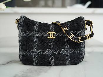 Chanel maxi hobo tweed bag 