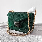 Valentino Garavani One Stud embroidered green mini bag - 3