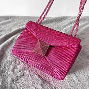 Valentino Garavani One Stud embroidered pink mini bag - 4