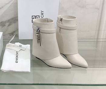 Givenchy Shark white short boots