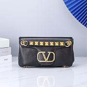 Valentino Garavani Stud Sign black leather bag - 4