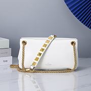 Valentino Garavani Stud Sign white leather bag - 4