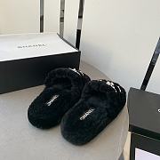 Chanel black shearling slippers  - 2