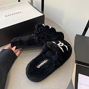 Chanel black shearling slippers  - 6