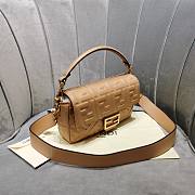 Fendi Baguette beige leather bag 26cm - 3