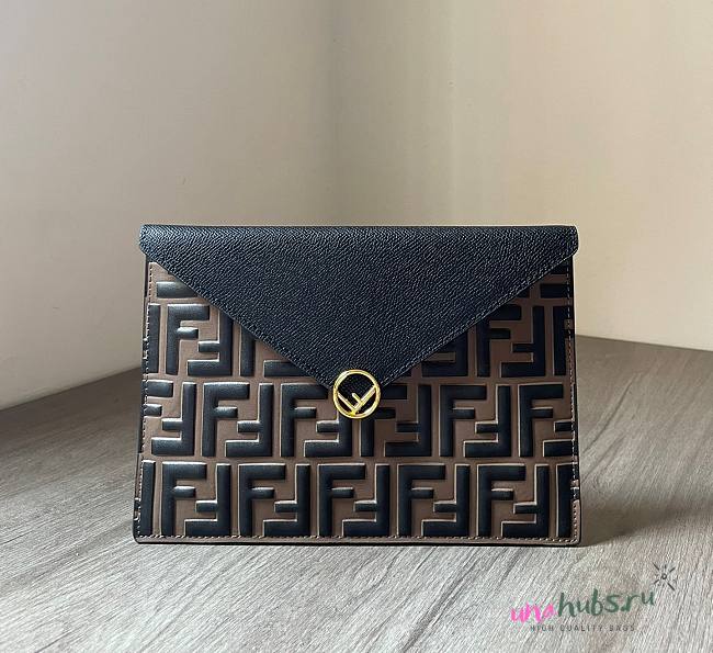 Fendi flat pouch  - 1