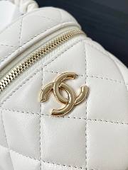 Chanel CC vanity white 2 way bag - 6