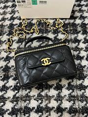 Chanel 22A Quilted Mini Vanity Bag - 4