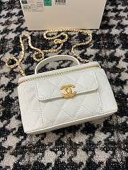 Chanel 22A Quilted Mini Vanity White Bag - 5