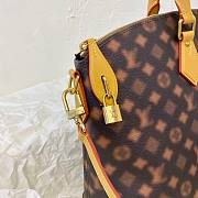 Louis Vuitton Lock It Bag M46240 - 2