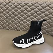 Louis Vuitton Men Run Black Sneaker  - 6