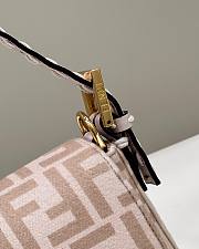 Fendi Baguette 1997 Beige FF wool bag - 4