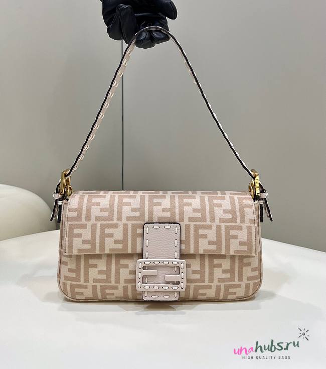 Fendi Baguette 1997 Beige FF wool bag - 1