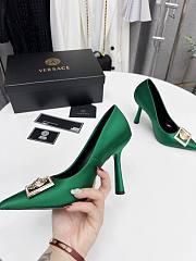 Versace Medusa green pumps - 2