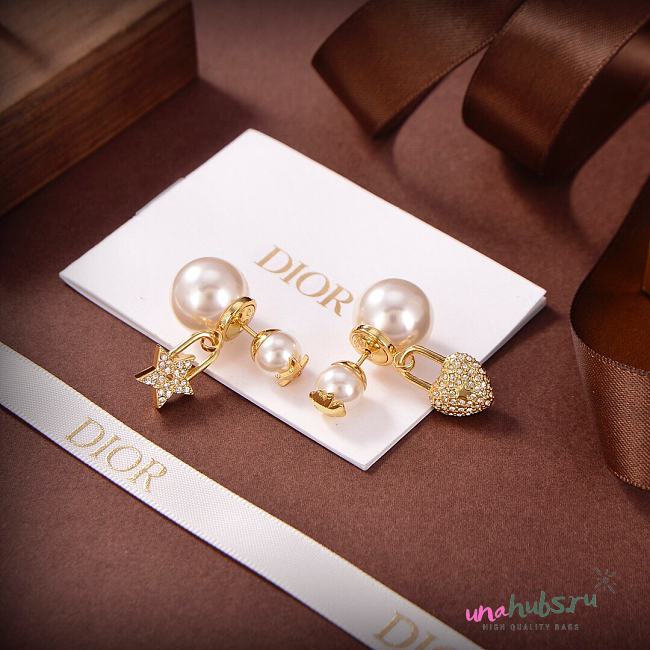 Dior pearl lock and star earings  - 1