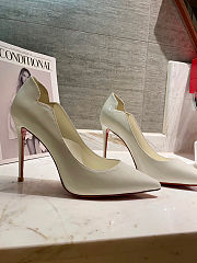 Louboutin White Patent 100mm Heels - 6