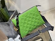 Louis Vuitton Coussin Green Patent PM M21769 bag - 2