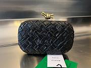 Bottega Veneta Knot Foulard Intrecciato Clutch - 1