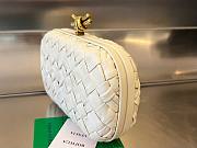 Bottega Veneta White Knot Foulard Intrecciato Clutch - 5