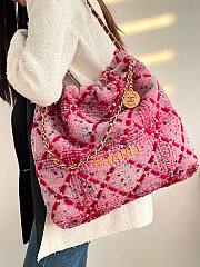 Chanel 22 Wool Tweed & Gold-Tone Metal Tote Pink Bag  - 4