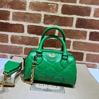Gucci GG Matelassé leather small duffle green bag