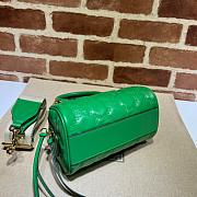 Gucci GG Matelassé leather small duffle green bag - 2