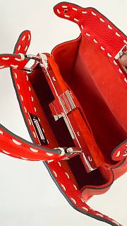 Fendi Peekaboo Iconic mini red leather bag - 4