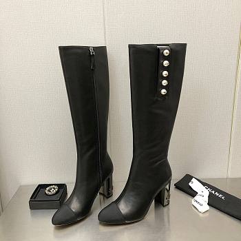 Chanel pearl high black boots