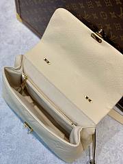 Louis Vuitton Madeleine MM White Bag - 3