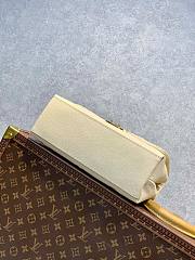 Louis Vuitton Madeleine MM White Bag - 2