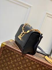 Louis Vuitton Twist Lock Heart Black Epi Leather Bag  - 6