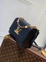 Louis Vuitton Twist Lock Heart Black Epi Leather Bag  - 3