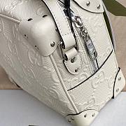 Gucci White GG Embossed Shoulder Bag - 3