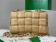 Bottega Veneta The Chain Cassette Beige Bag - 5