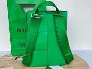 BOTTEGA VENETA green backpack  - 3