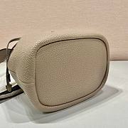 Prada beige leather bucket bag - 2