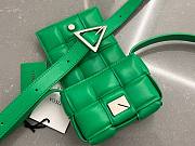 Bottega Veneta Candy Padded Cassette Green Leather Bag - 2