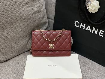 Chanel woc 19cm wine bag