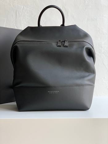 BOTTEGA VENETA black solf leather backpack