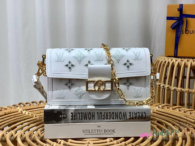 Louis Vuitton Dauphine East West Metis White Leather Bag - 1