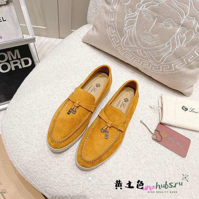 Lora Piana yellow suede flats - 1