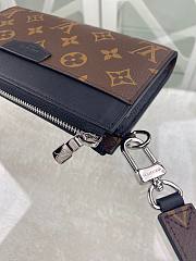 Louis Vuitton Zippy Dragonne wallet  - 3