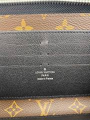 Louis Vuitton Zippy Dragonne wallet  - 2