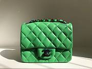 Chanel classic flap green 17cm bag - 1