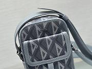 Dior Hit The Road Vertical Pouch - 2