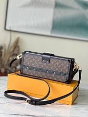 Louis Vuitton Petite Malle East West M46120  BA - 6