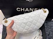 Chanel 2019 white leather chain waist bag - 6