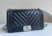 Chanel Medium Chevron Black Lampskin Boy Bag 25cm - 1