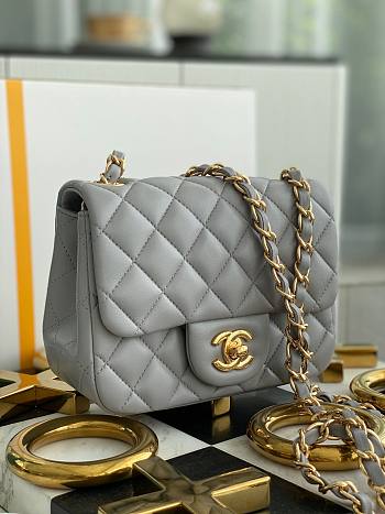 Chanel 17cm Classic Flap Bag Grey Lampskin Leather gold hardware